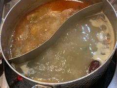 -金滏山烤肉·海鲜·火锅自助餐厅(襄阳万达店)
