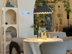 -春树下·树屋花房西餐厅(罍街AS1980店)