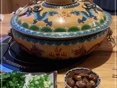 -毛辣果·贵州红酸汤牛肉火锅(西单店)