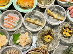 -半岛翡丽海鲜自助餐厅(观风亭店)