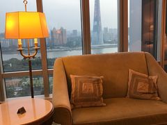 -广州富力丽思卡尔顿酒店