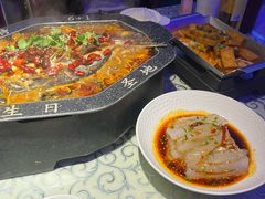 -巴特餐饮6加1音乐餐吧·新疆菜