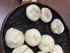-舒小笼松针小笼包
