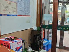 -湖南人家湘菜馆(镇江路店)