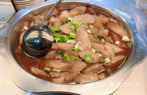 Braised Pork with Radish