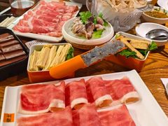 -佬土鹅肠火锅(解放路店)