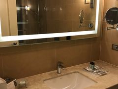 -Titanic Business Hotel Europe Wellness & Spa