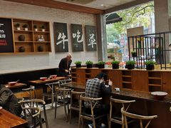 大堂-牛吃草牛肉面(翠柏路店)