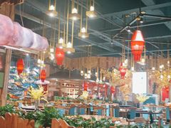 大堂-老滇山寨•云南特色菜•地方菜•民族风情歌舞表演(金碧店)