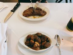 -茹丝葵经典牛排馆(成都IFS店)