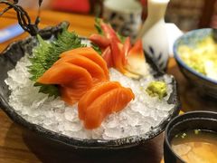 三文鱼刺身-有喜屋·鲜鸡板前烧鸟(徐家汇店)