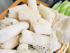 -菌海森林·非遗野生菌火锅(西山区滇池路摩根道店)