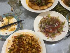 -汗腾格里·风味餐厅(新疆驻京办店)