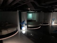 -漫·汤泉