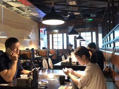 大堂-锅说大脸毛肚重庆老火锅(佐阾店)