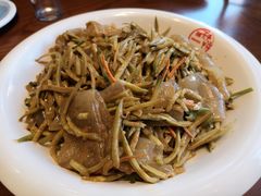 荣鹏大拉皮-荣鹏风味烀饼总店
