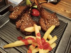 -胡桃里乐队酒馆(农科路店)