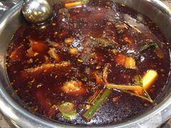 -肖肖酸萝卜鱼火锅(总店)