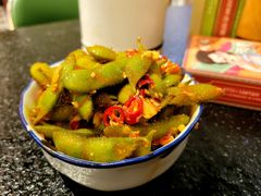 -何妹湿辣牛肉·粤式烧烤砂煲(桂雅路店)