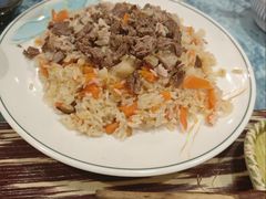 手抓饭-新疆伊宁远征餐厅