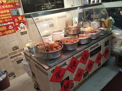 -柳州肥姨妈大骨螺蛳粉(东靖路店)