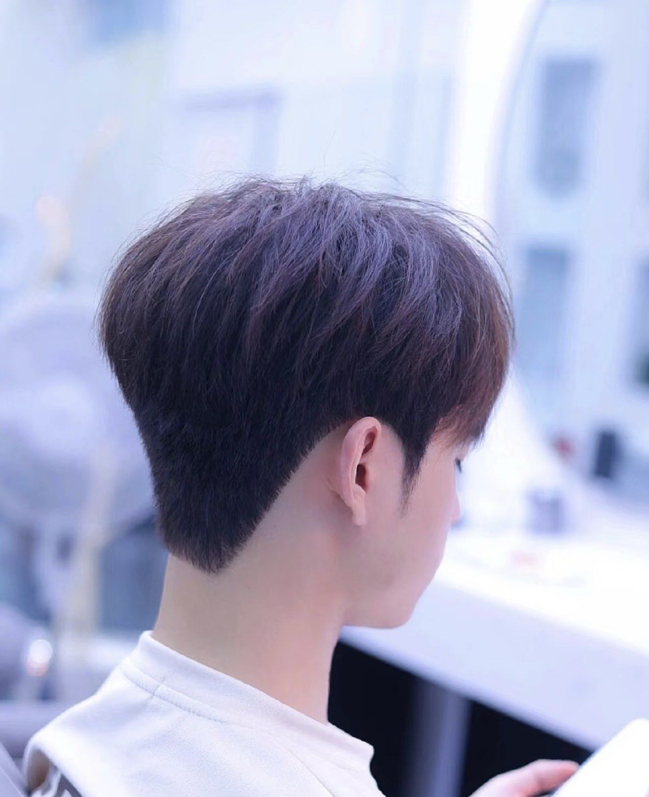 男生简洁发型