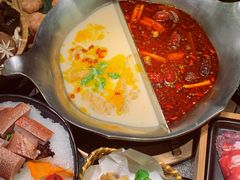 -湊湊火锅·茶憩(打浦桥日月光店)