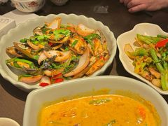 -大头虾越式风味餐厅(光明广场店)