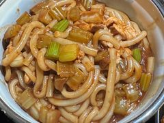 招牌新疆鸡肉炒米粉-阿里家Miss Ali·烤肉酒馆by MIG
