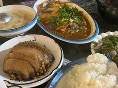 -四方小吃·白族庭院餐厅
