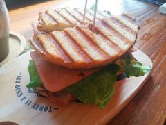 -Catch Bagel(芳草地店)