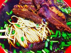 -小龙大肉面馆