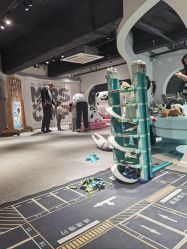 -MINI MARS KIDS CLUB亲子家庭中心(长宁天山店)