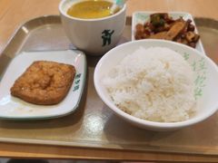 -老乡鸡(上海巴黎春天浦建店)