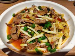 滚石猪肝-川堂风·跷脚牛肉·乐山爆炒(宝山日月光店)