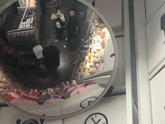 -吾悦广场(南京鼓楼店)