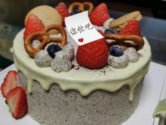 -山与蓝·轻糖鲜果蛋糕(勒泰店)