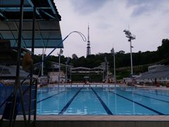 -越秀山游泳场