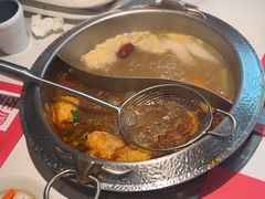 -左庭右院鲜牛肉火锅(金山万达店)