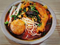 鸭脚-老巷口螺蛳粉(柳州总店)