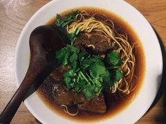 招牌红烧半筋半肉面-厝内小眷村(天河南一路店)