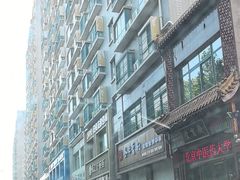 -江小渔鲜鱼火锅(冠亚星城店)