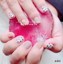 -夏花美甲美睫