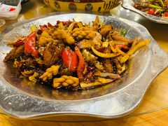 -休记光头香辣蟹干锅店(衣冠庙店)