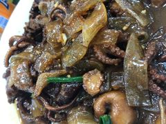 八爪鱼炖肉-百味饺子城•海鲜家常菜(秦皇岛店)