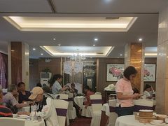 -万山楼海鲜酒家·二十三年老字号