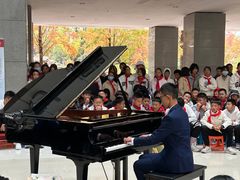 -朗韵钢琴学校(中环金界店)
