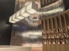 -涨巢·潮玩水疗局