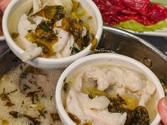 -德林酸菜鱼火锅(南丹店)