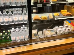 面包甜点陈列柜-星巴克臻选(华堂·新辰汇店)